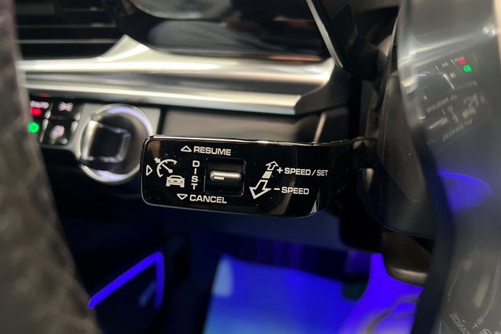 Sort Porsche Panamera 4 fra 2017