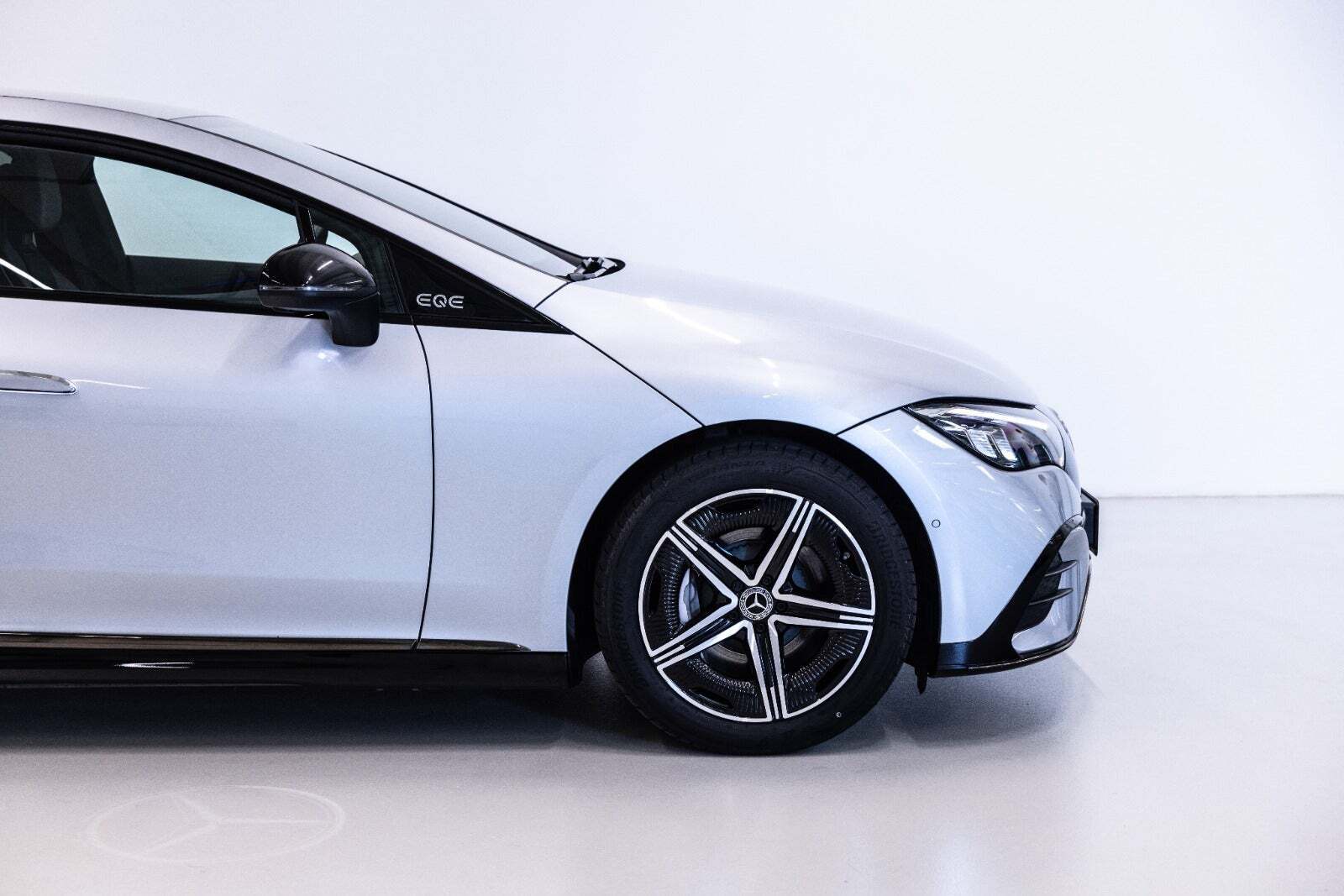 Mercedes EQE350