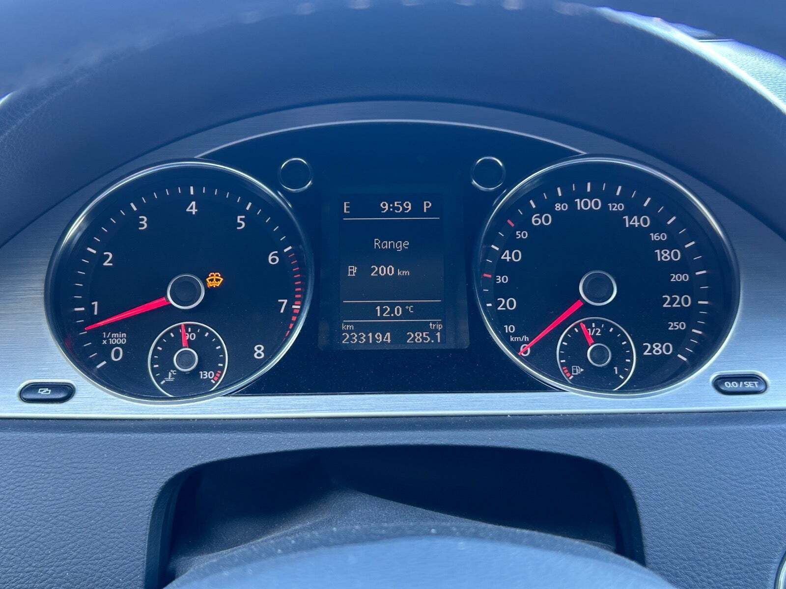 Sølv VW Passat CC fra 2009