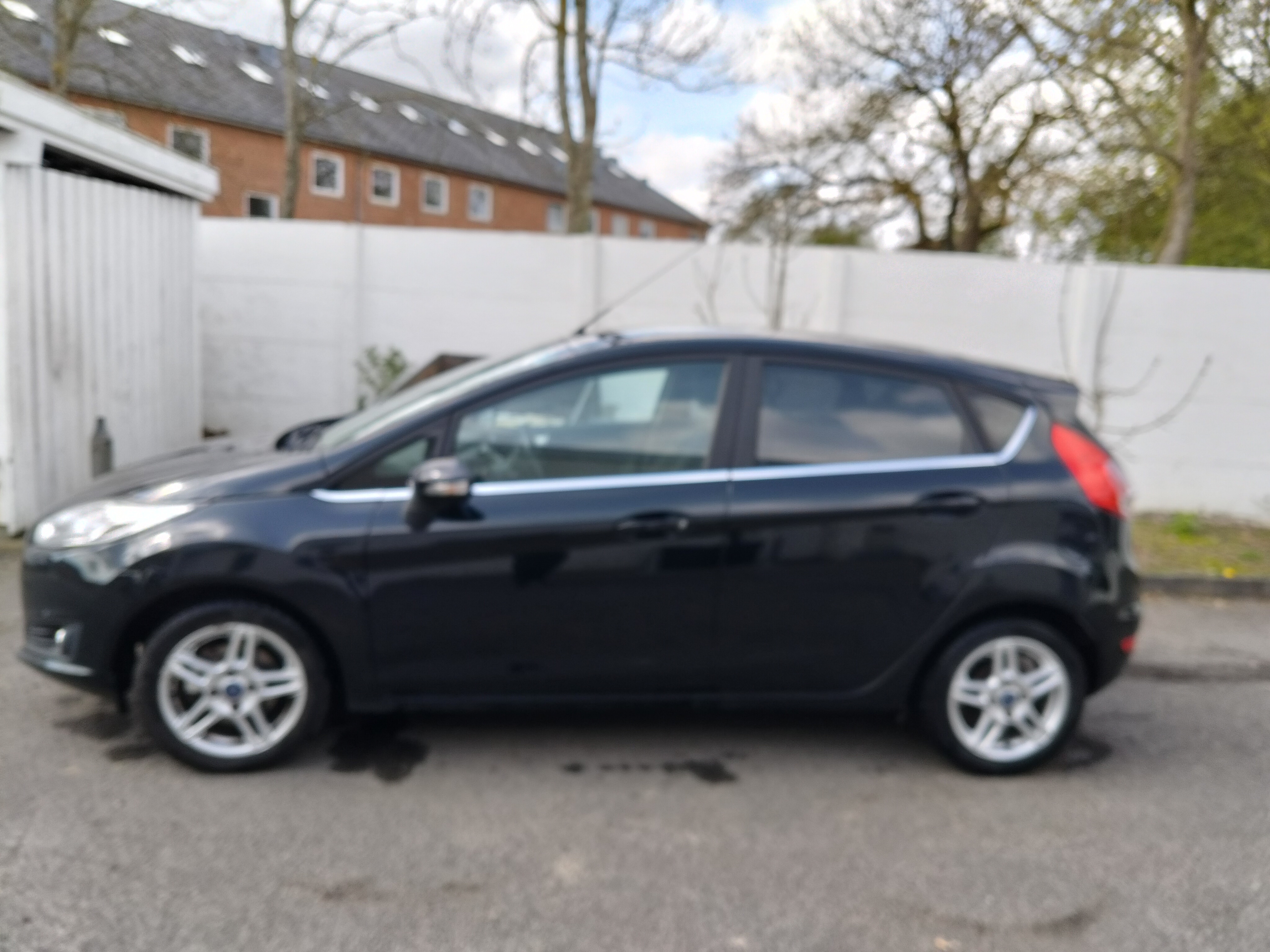 Sort Ford Fiesta fra 2015