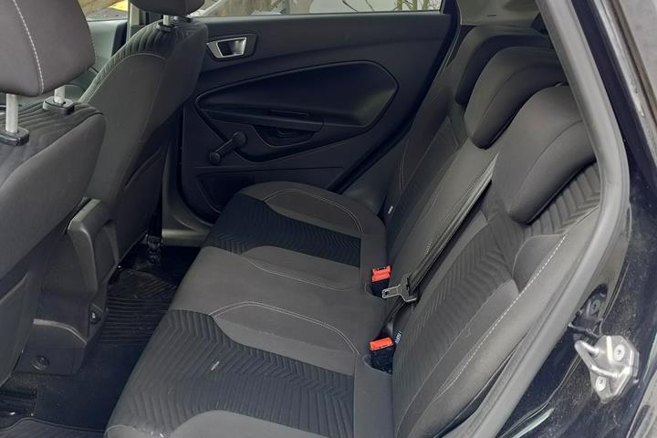 Sort Ford Fiesta fra 2015