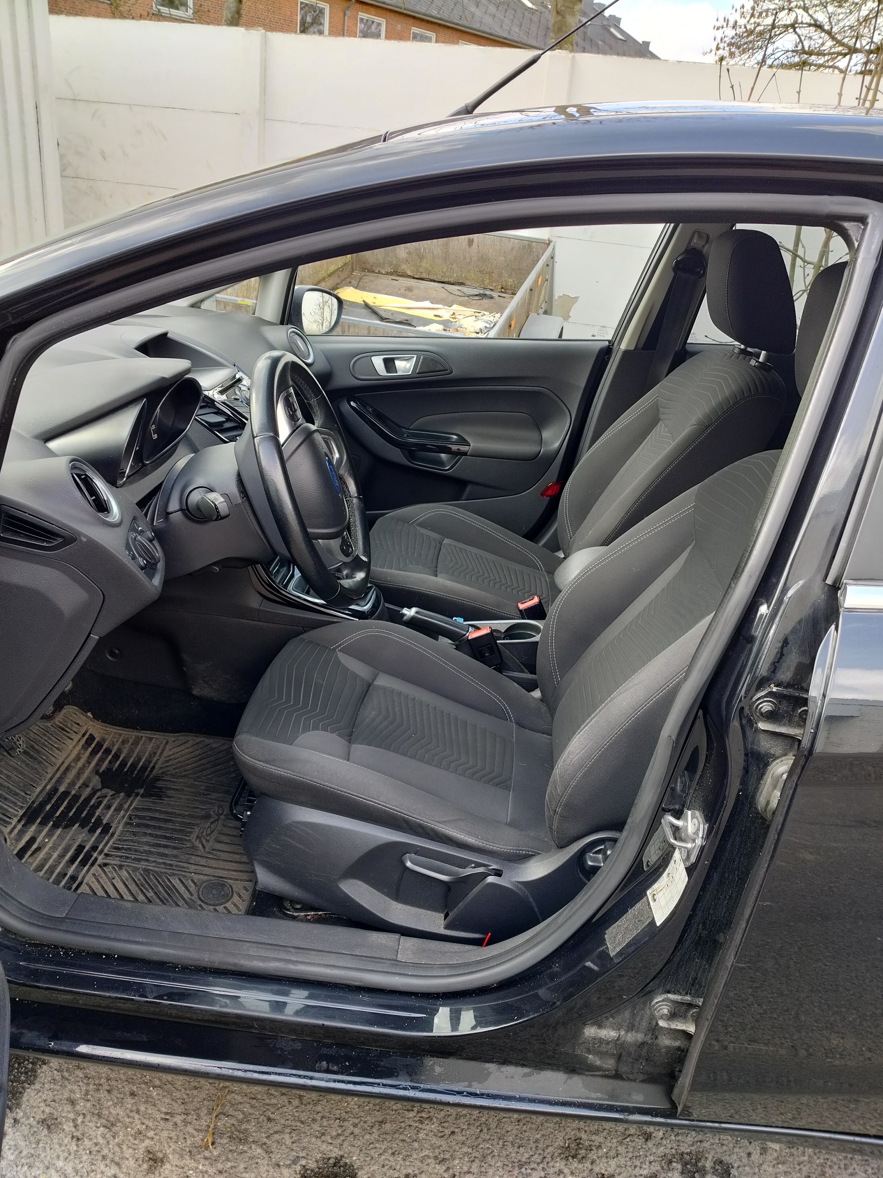 Sort Ford Fiesta fra 2015