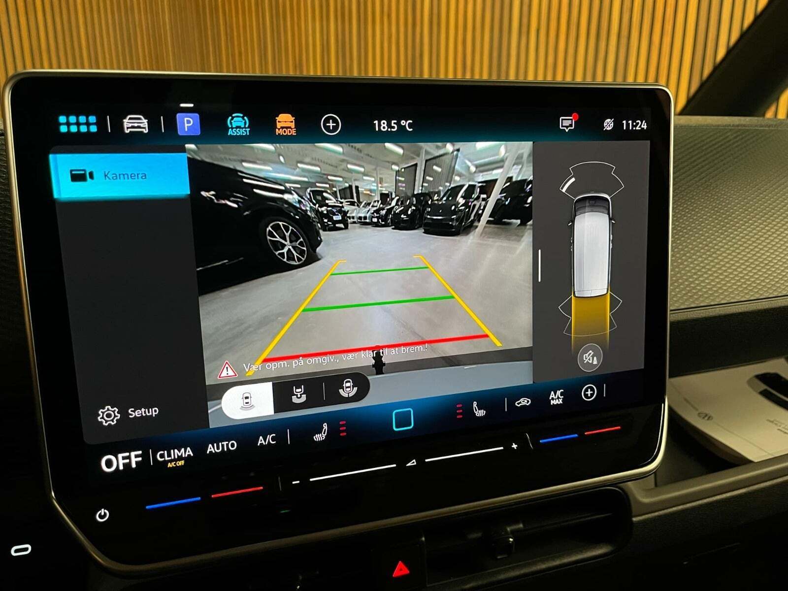 Hvid VW ID.Buzz fra 2025