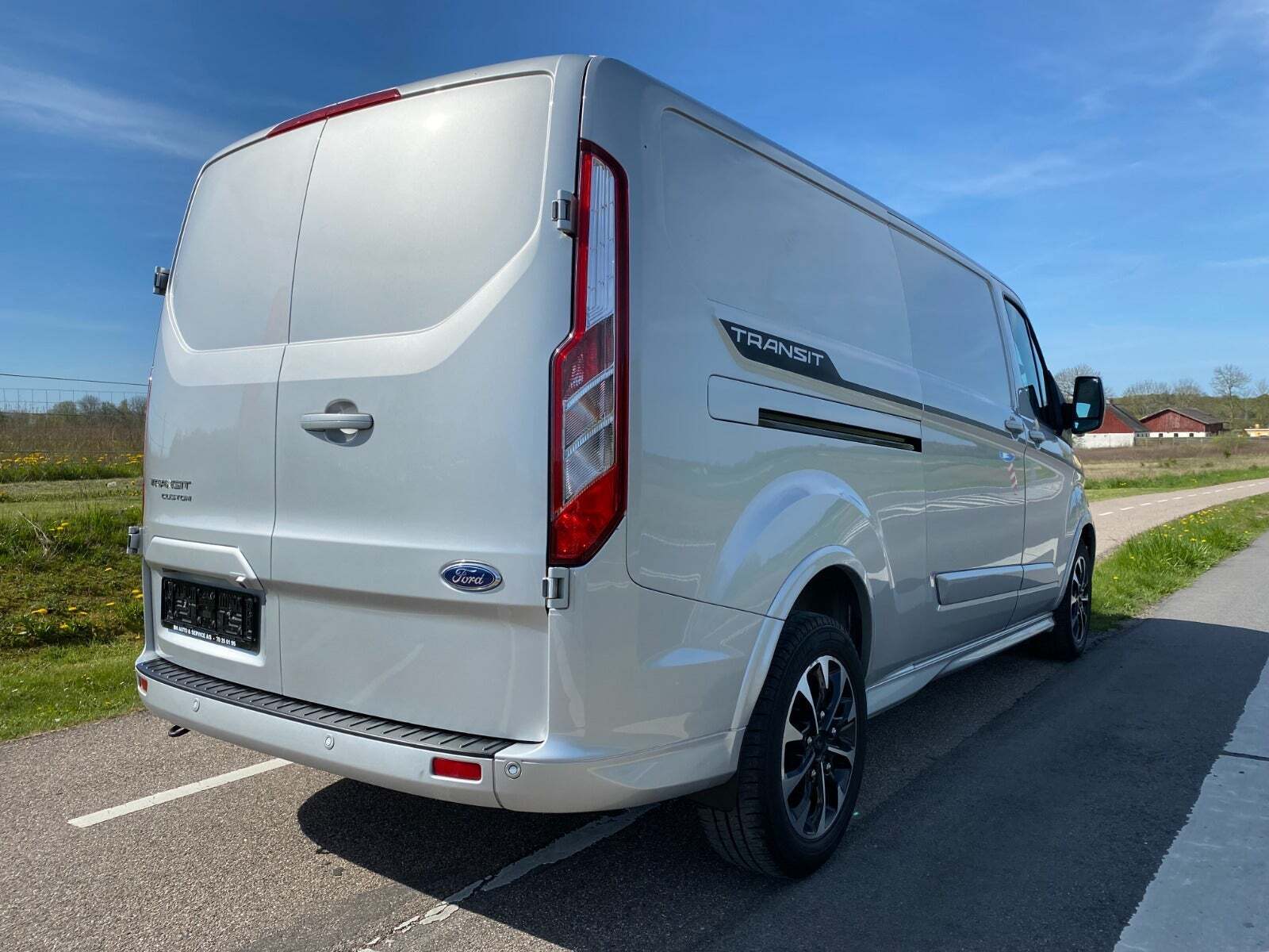 Ford Transit Custom 320L 2,0 TDCi 185 Sport aut.