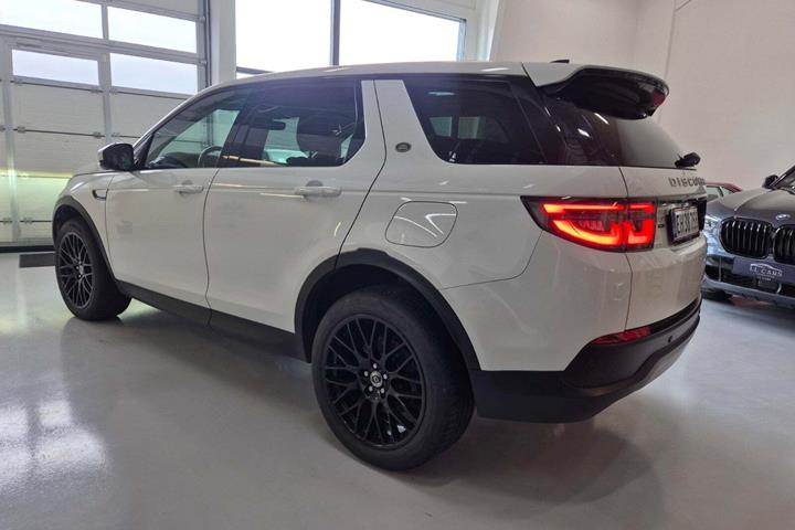 Sort Land Rover Discovery Sport fra 2021