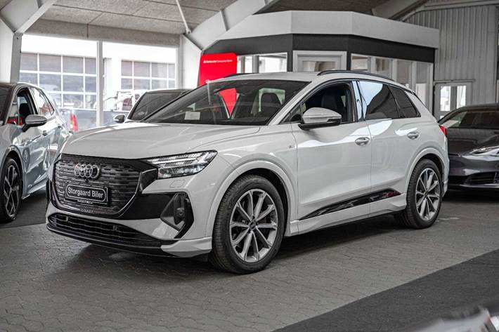 Hvid Audi Q4 e-tron fra 2022