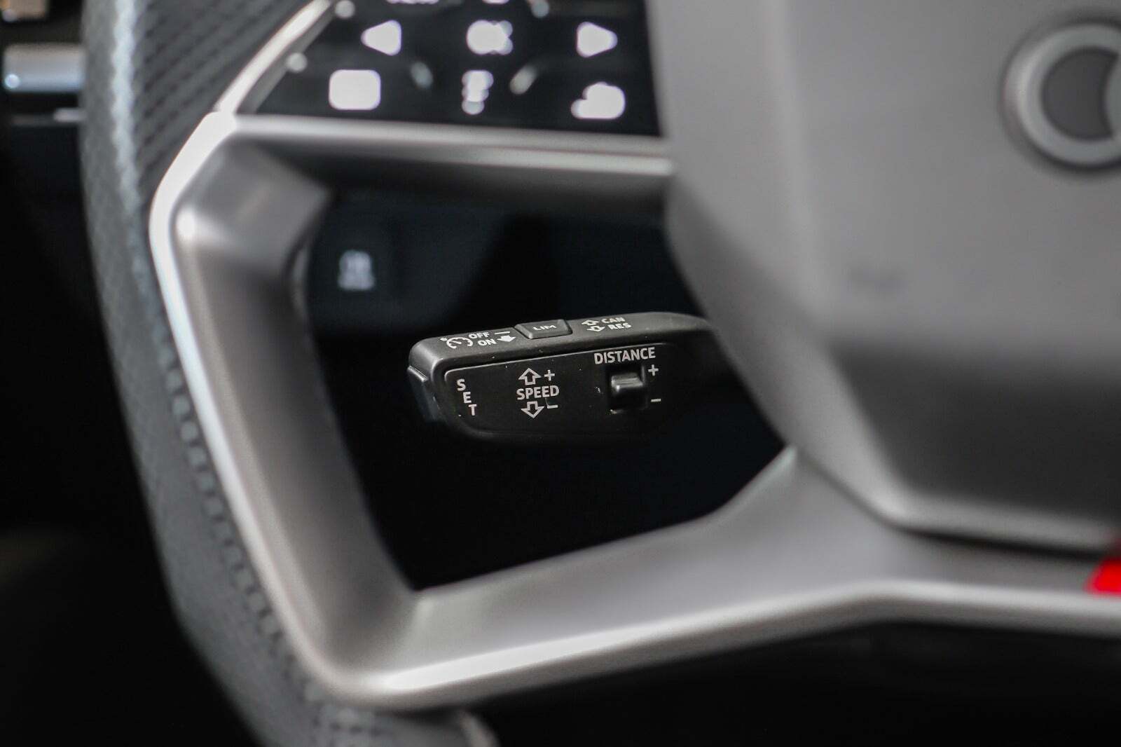 Hvid Audi Q4 e-tron fra 2022