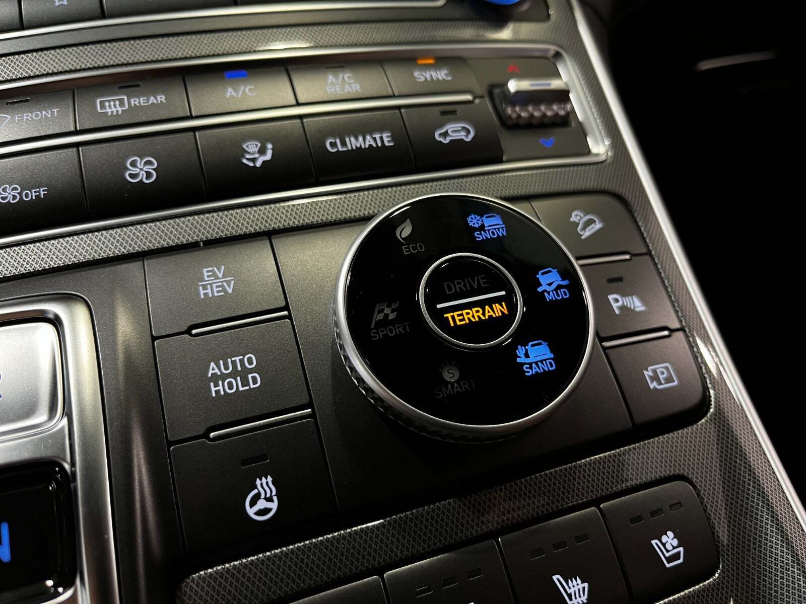 Sort Hyundai Santa Fe fra 2023