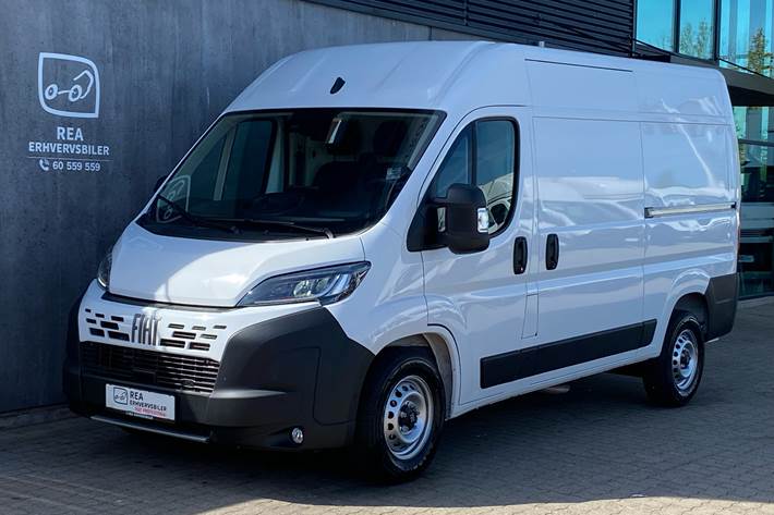 Hvid Fiat Ducato fra 2025