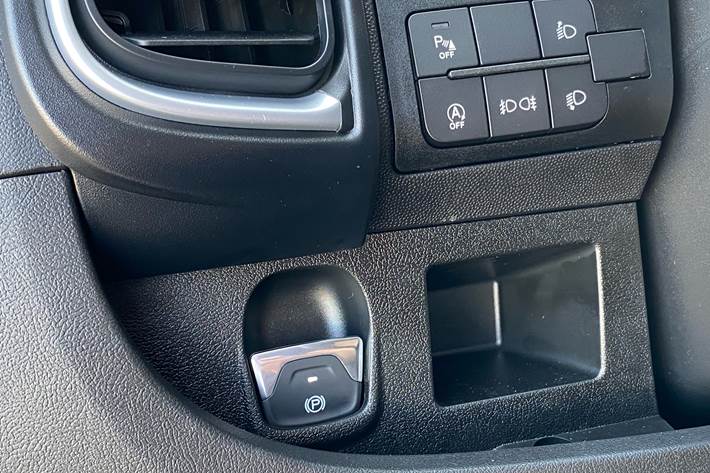 Hvid Fiat Ducato fra 2025