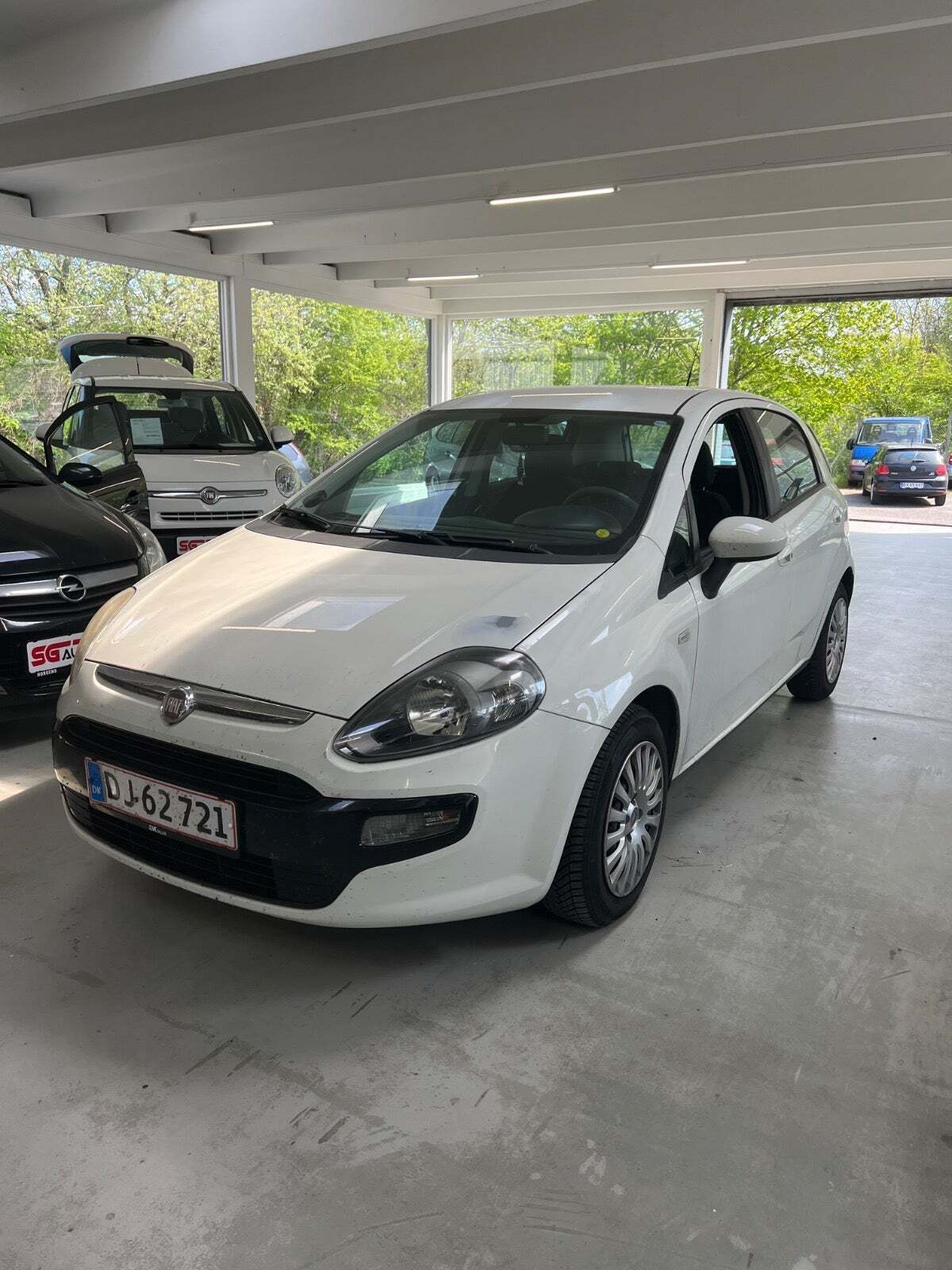 undefined Fiat Punto Evo fra 2011 set udefra