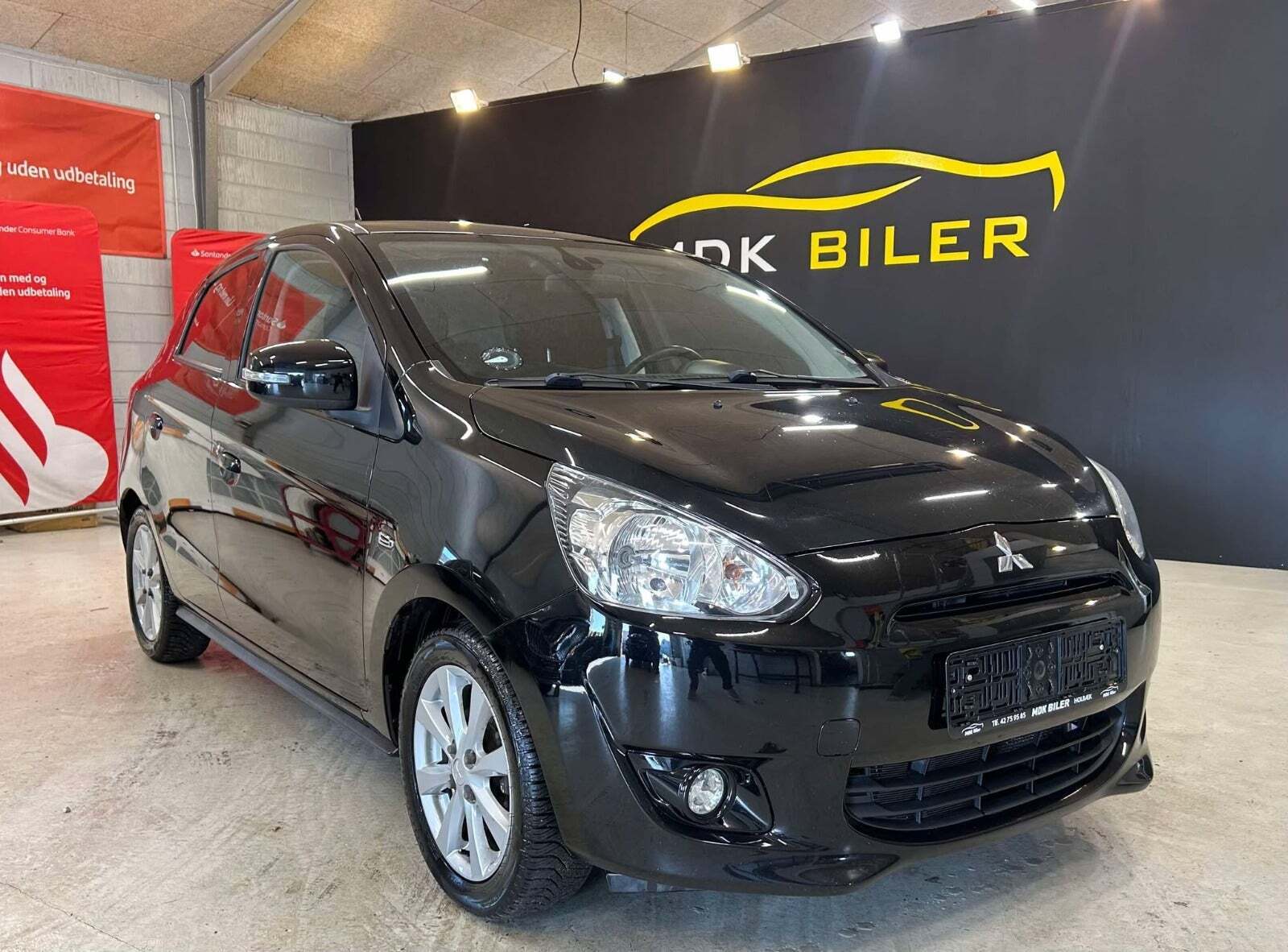 undefined Mitsubishi Space Star fra 2015 set udefra