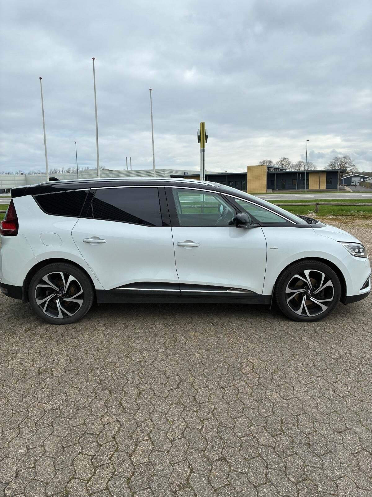 Renault Grand Scenic IV