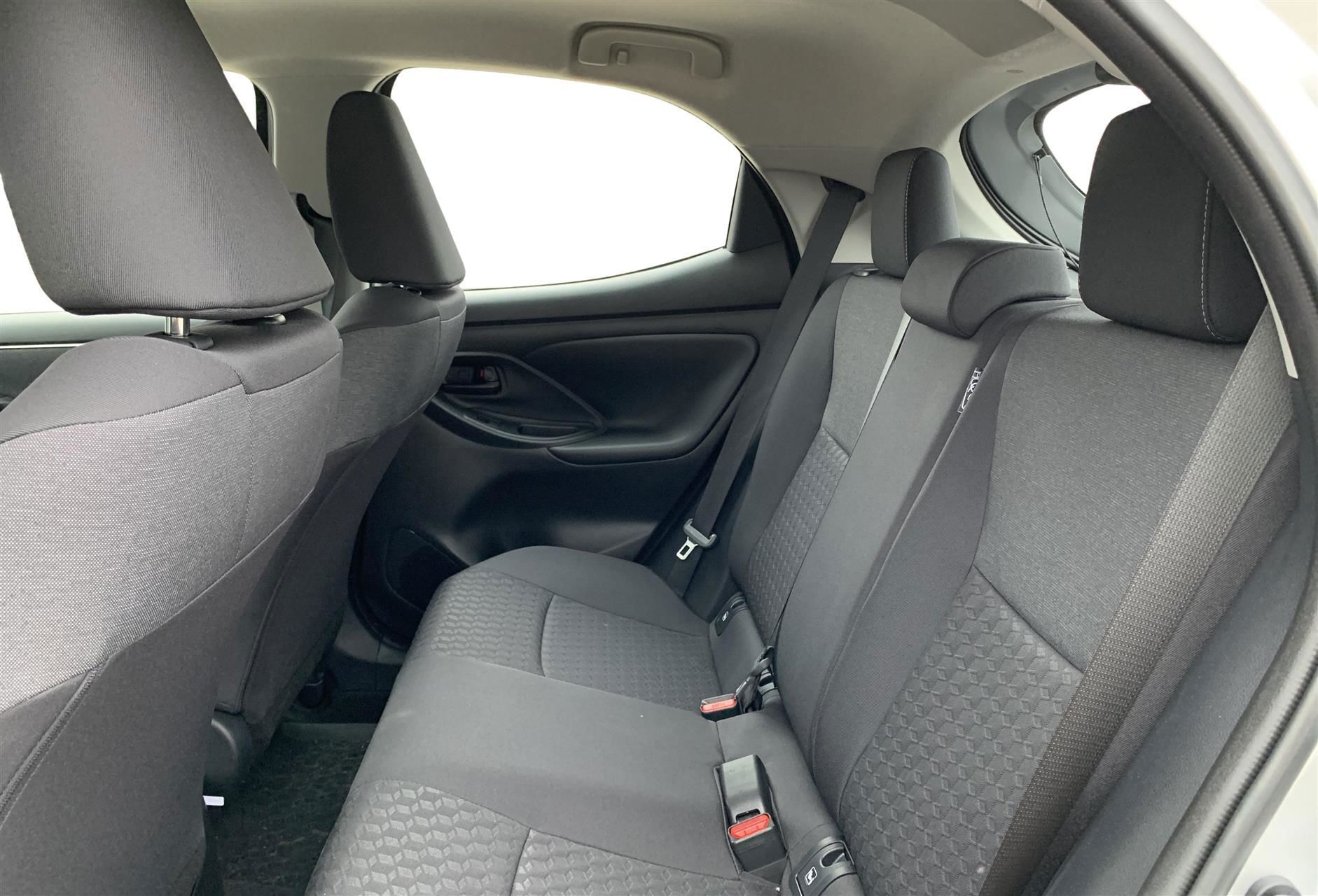 Toyota Yaris 1,5 VVT-I Active Technology Plus 125HK 5d 6g