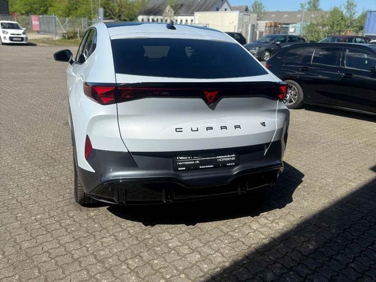 Cupra Tavascan 77 VZ Adrenaline