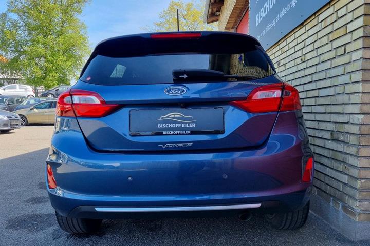 Blå Ford Fiesta fra 2019
