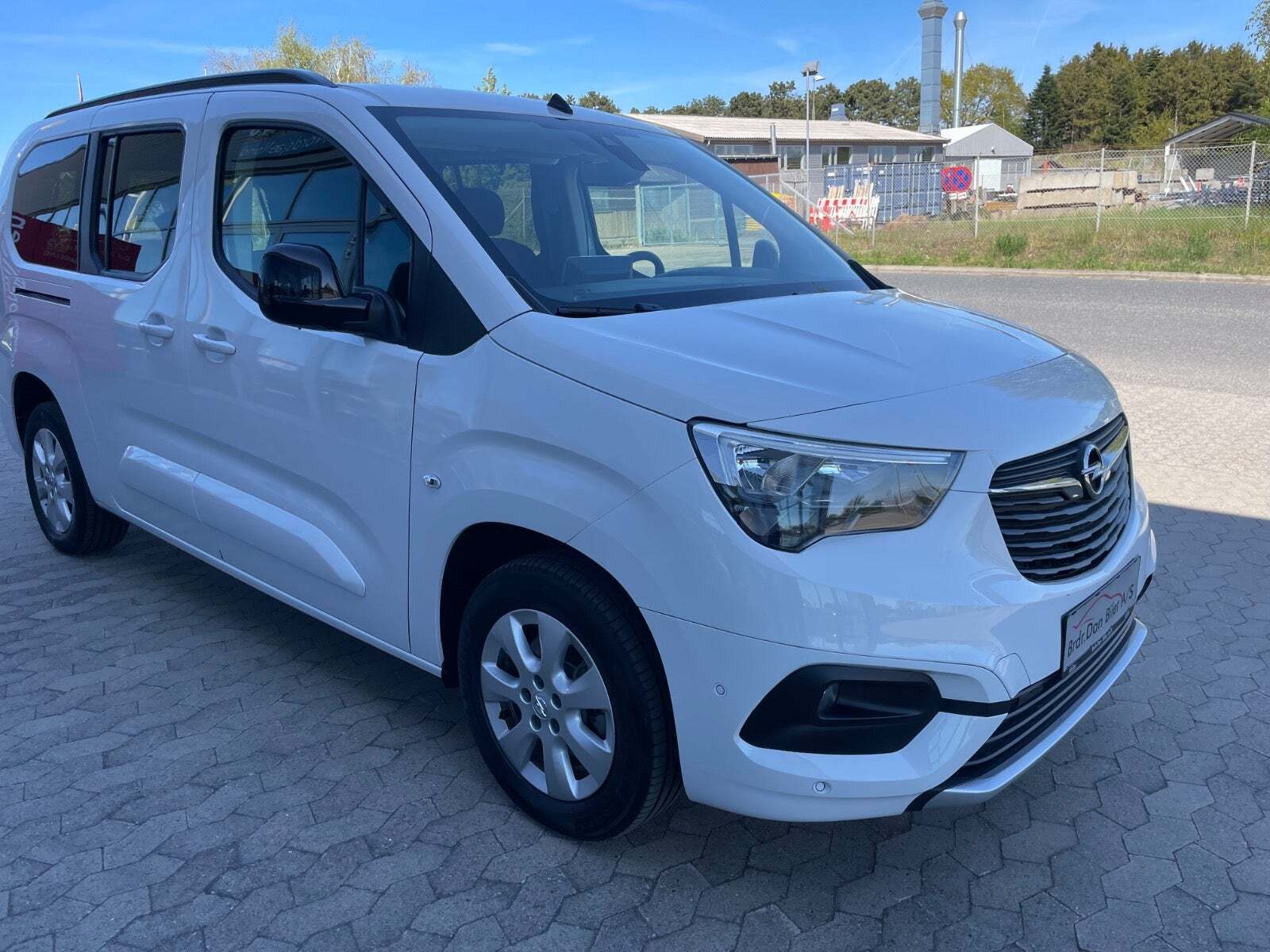 Opel Combo-e Life