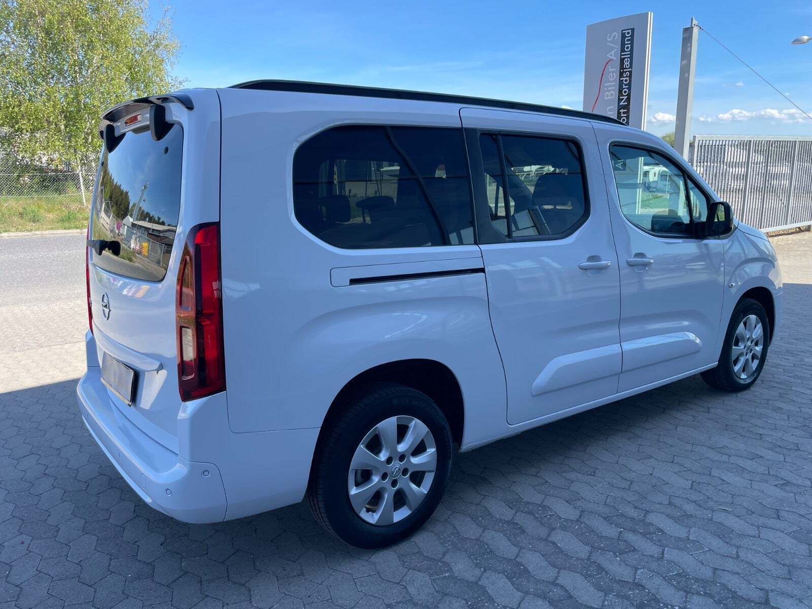 Opel Combo-e Life