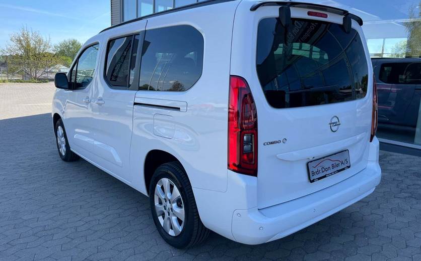 Opel Combo-e Life