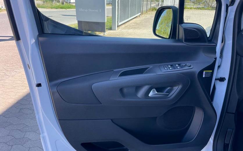 Opel Combo-e Life