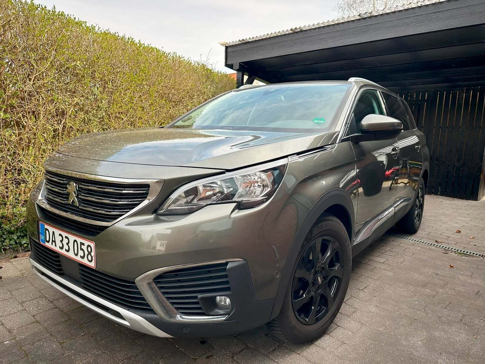 undefined Peugeot 5008 fra 2018 set udefra