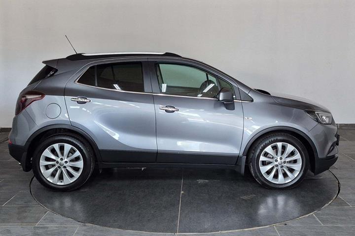 Grå Opel Mokka X fra 2017