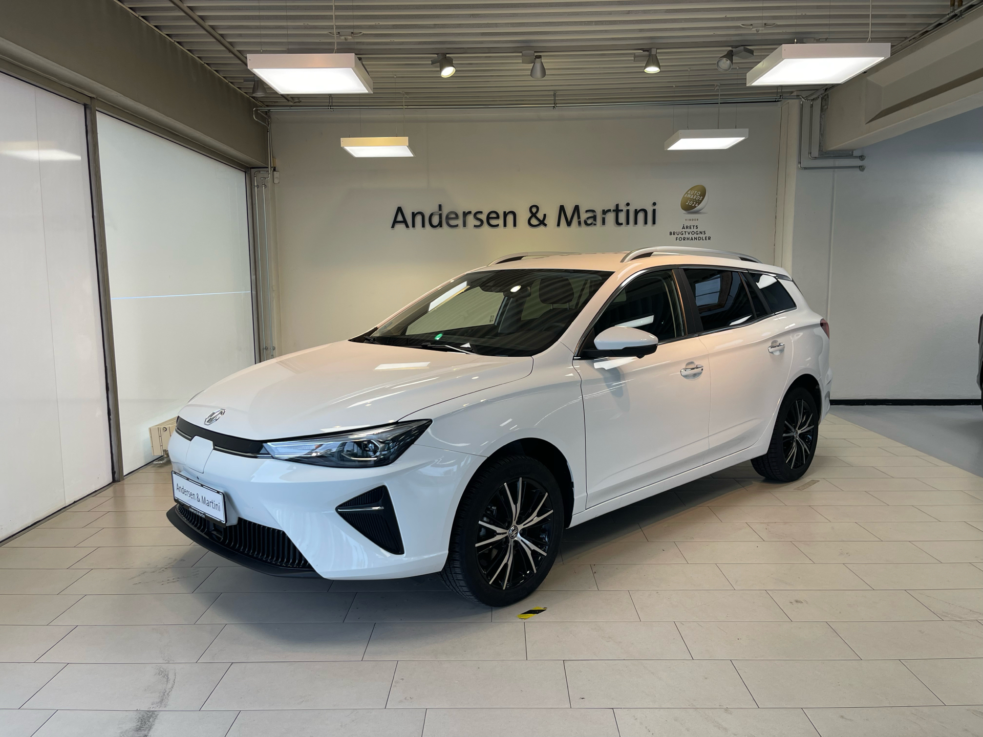 Hvid MG MG5 Electric fra 2023