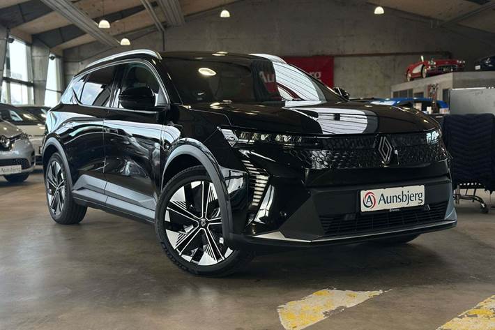 Sort Renault Scenic E-Tech fra 2025