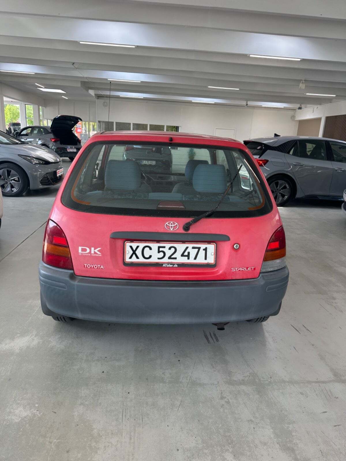 undefined Toyota Starlet fra 1998