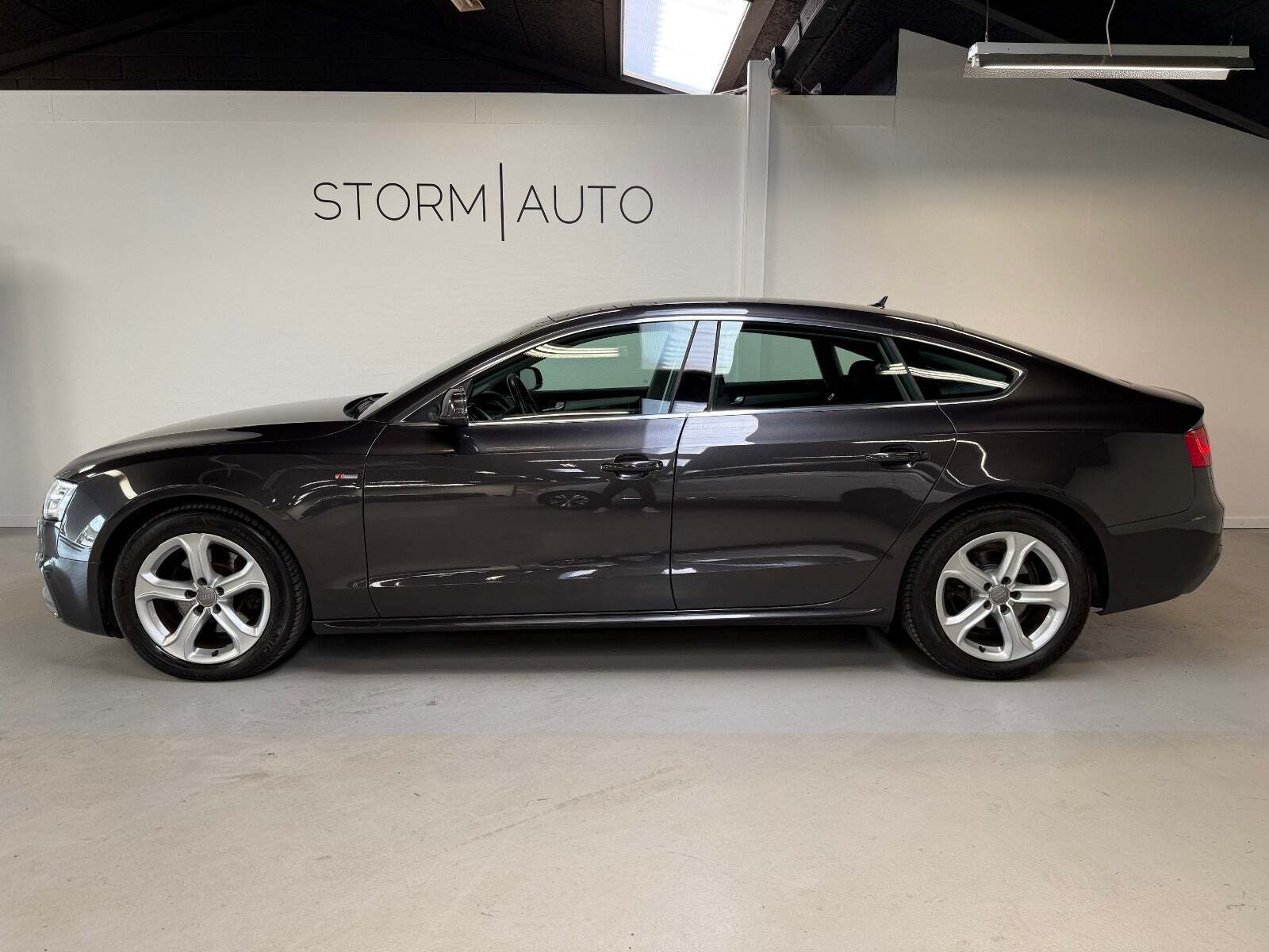 Sort Audi A5 fra 2016