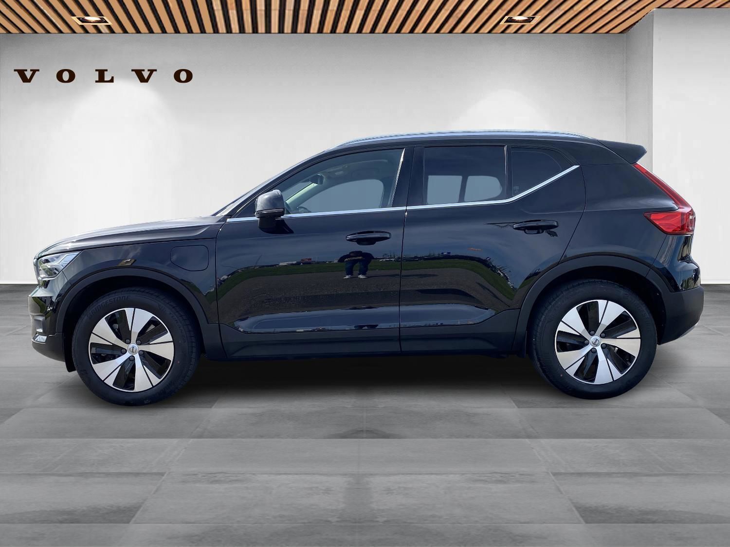 Sort Volvo XC40 fra 2021