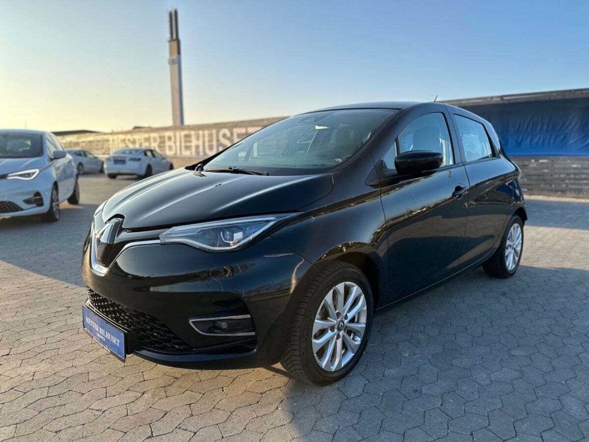 Sort Renault Zoe fra 2021 set udefra