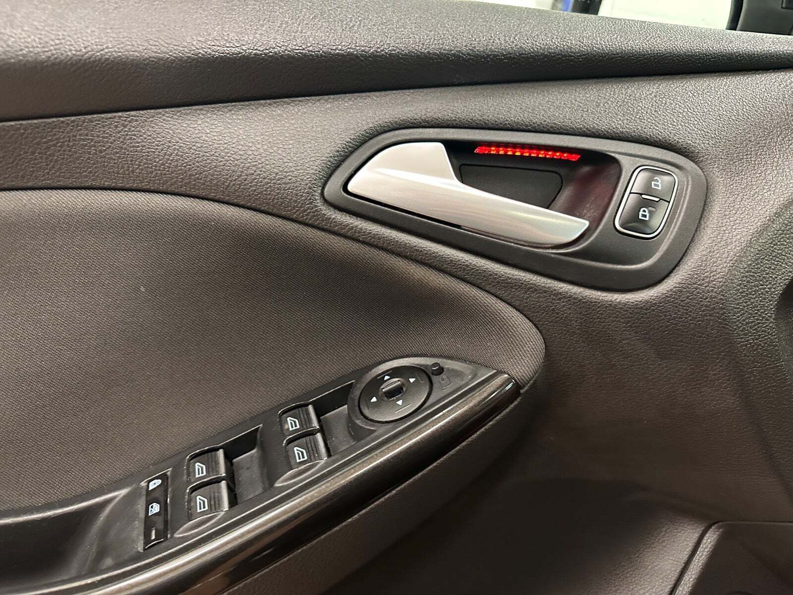 Sort Ford Focus fra 2016