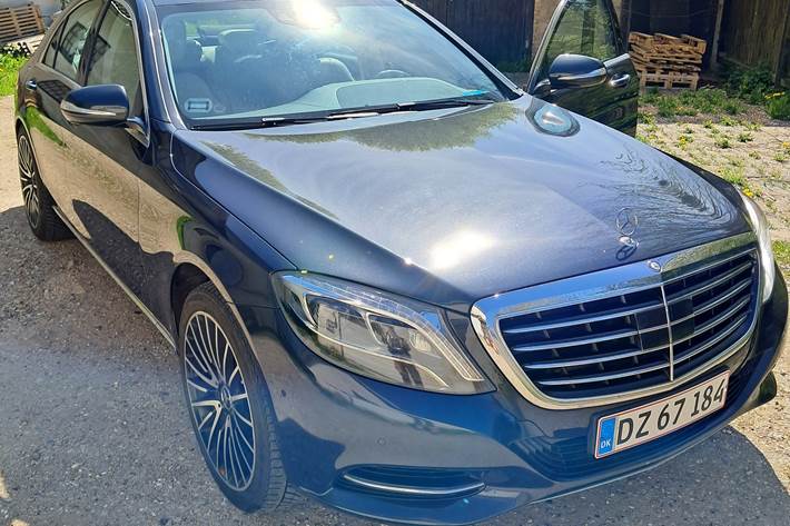 Sort Mercedes S350 fra 2014
