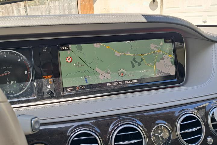 Sort Mercedes S350 fra 2014