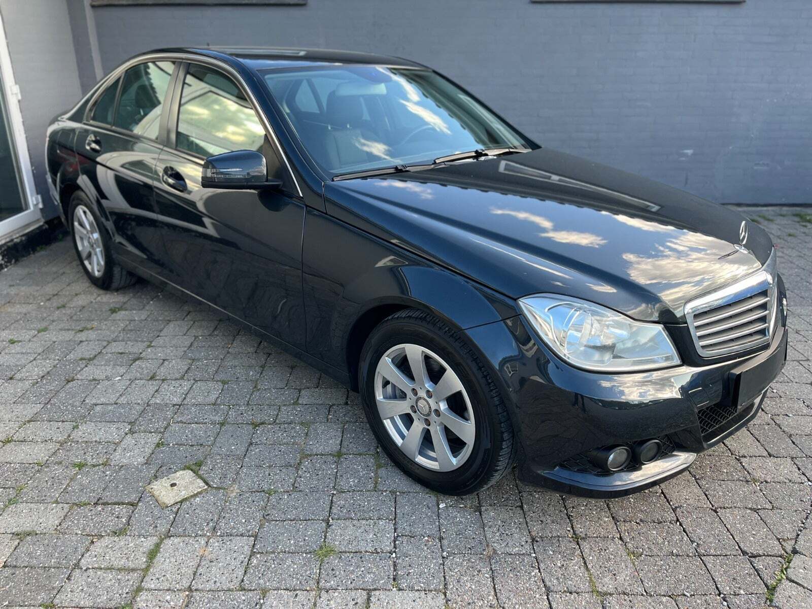 Mercedes C180