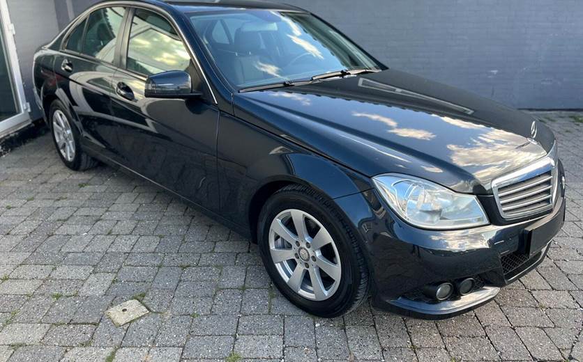 Mercedes C180