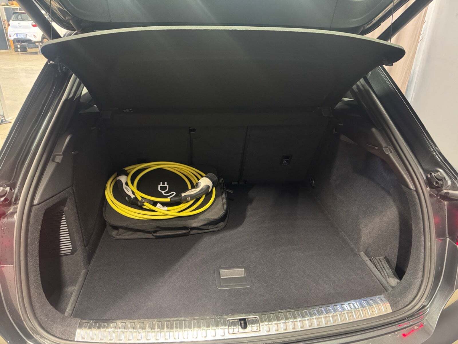 Grå Audi Q3 fra 2021