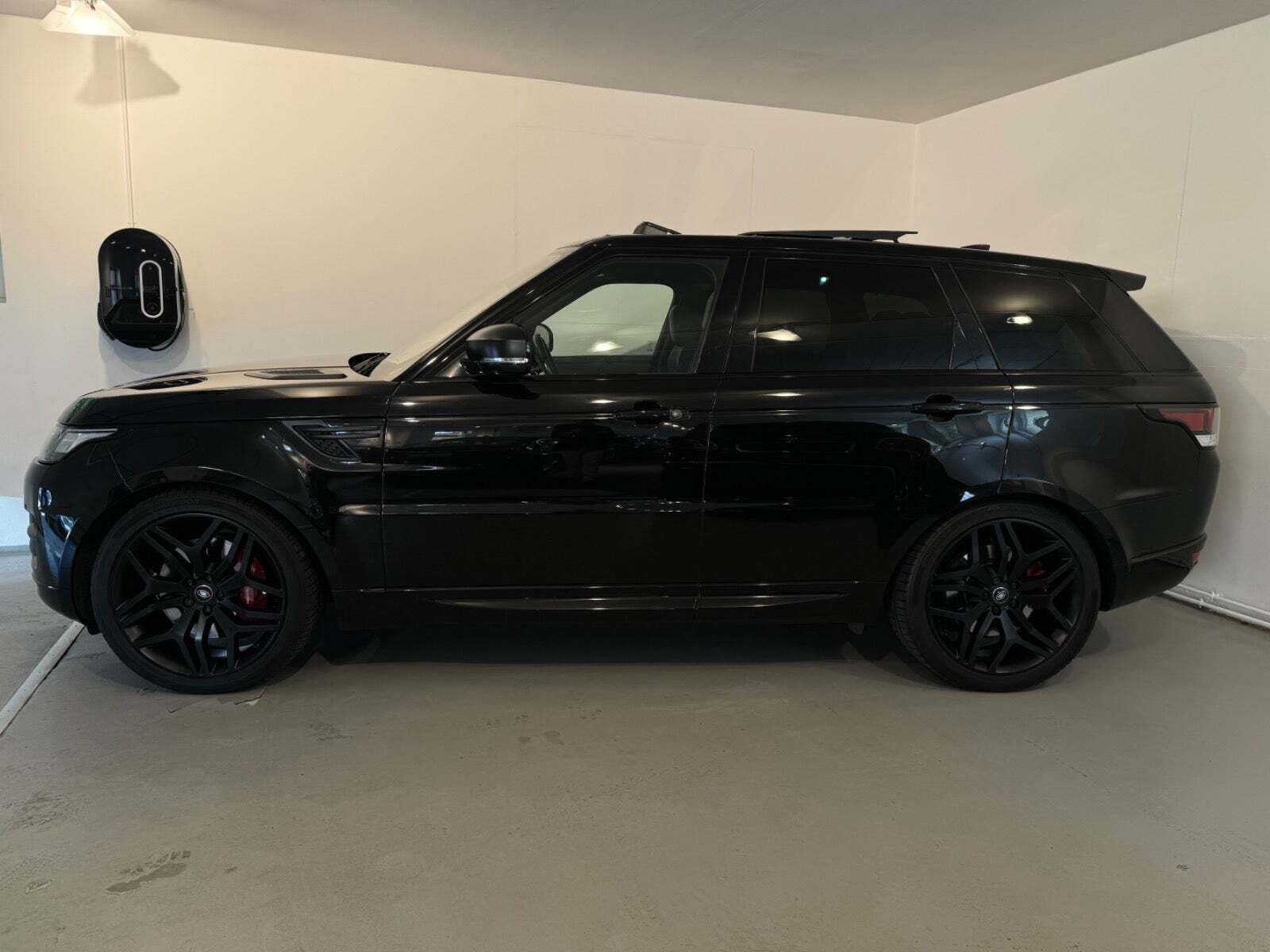 Sort Land Rover Range Rover sport fra 2017