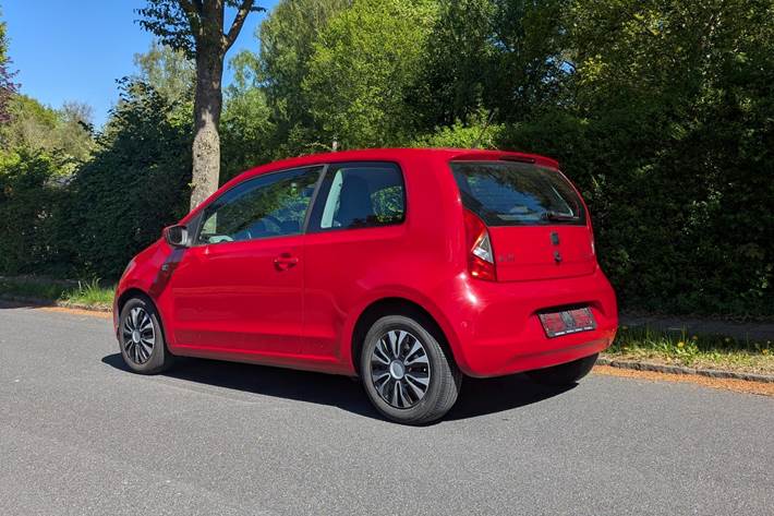 Rød Seat Mii fra 2013