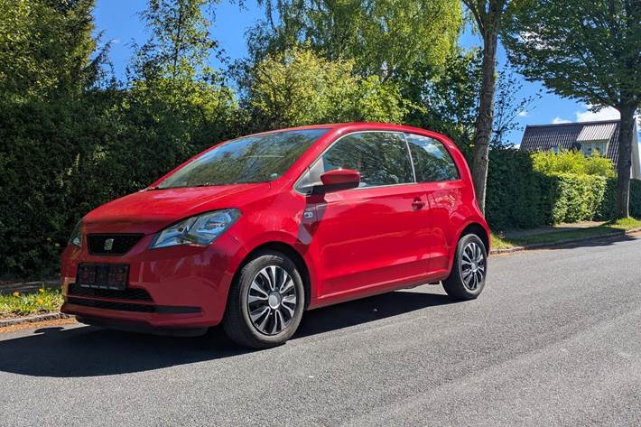 Rød Seat Mii fra 2013