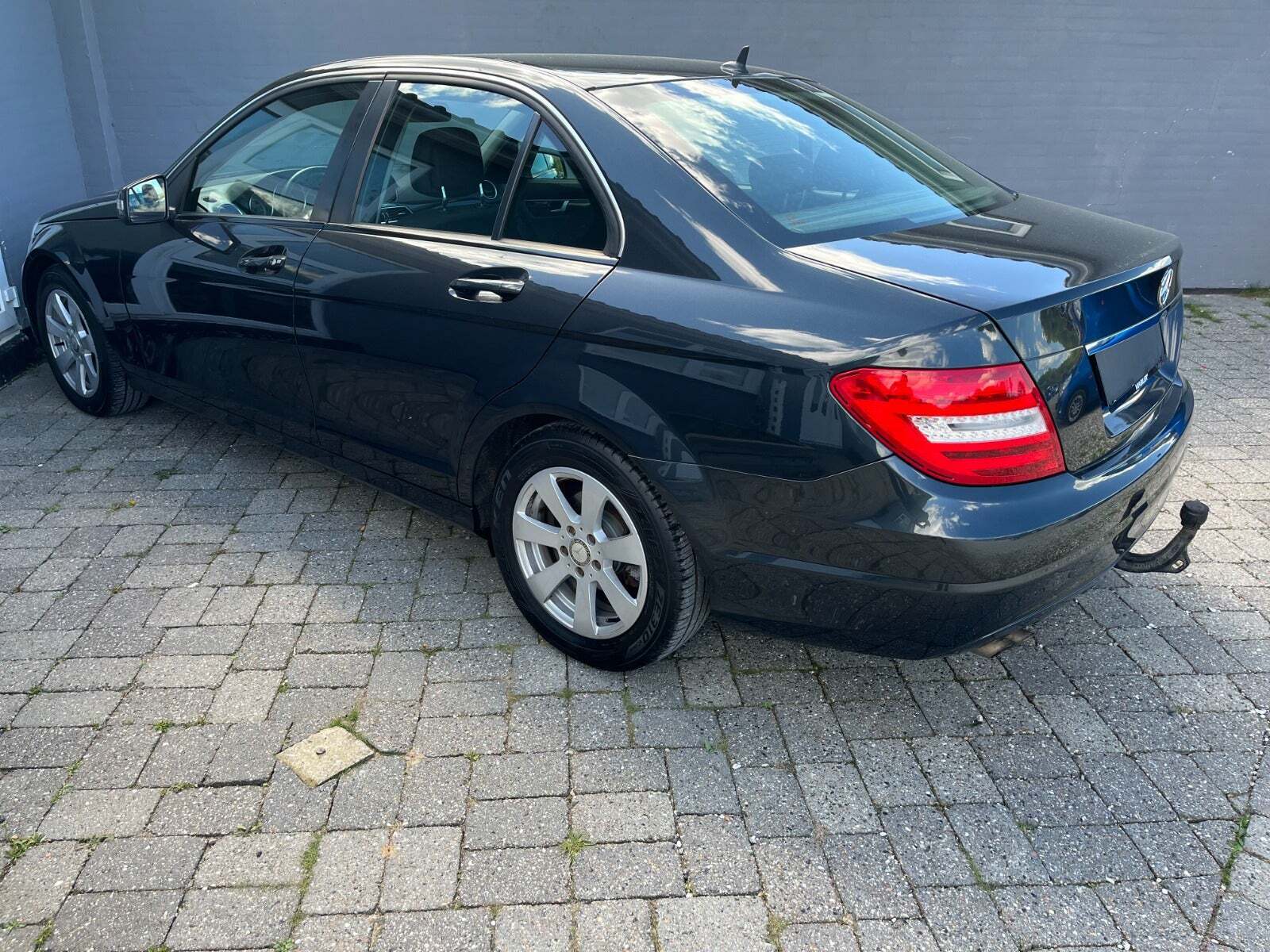 Mercedes C180