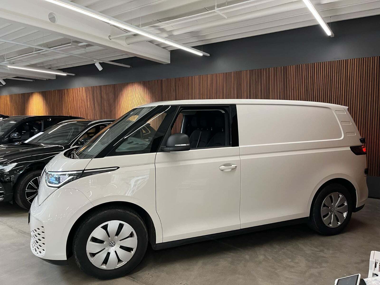 VW ID.Buzz 77 Cargo Comfort