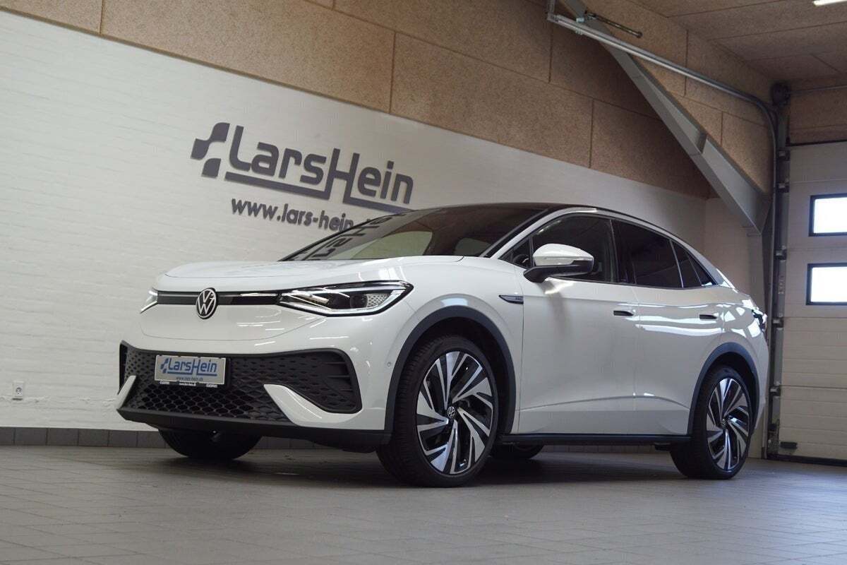 Hvid VW ID.5 fra 2023 set udefra