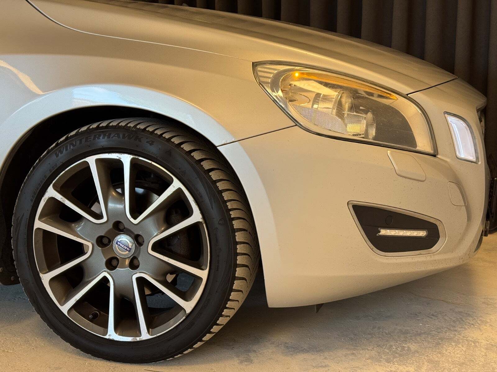 Sølv Volvo S60 fra 2011