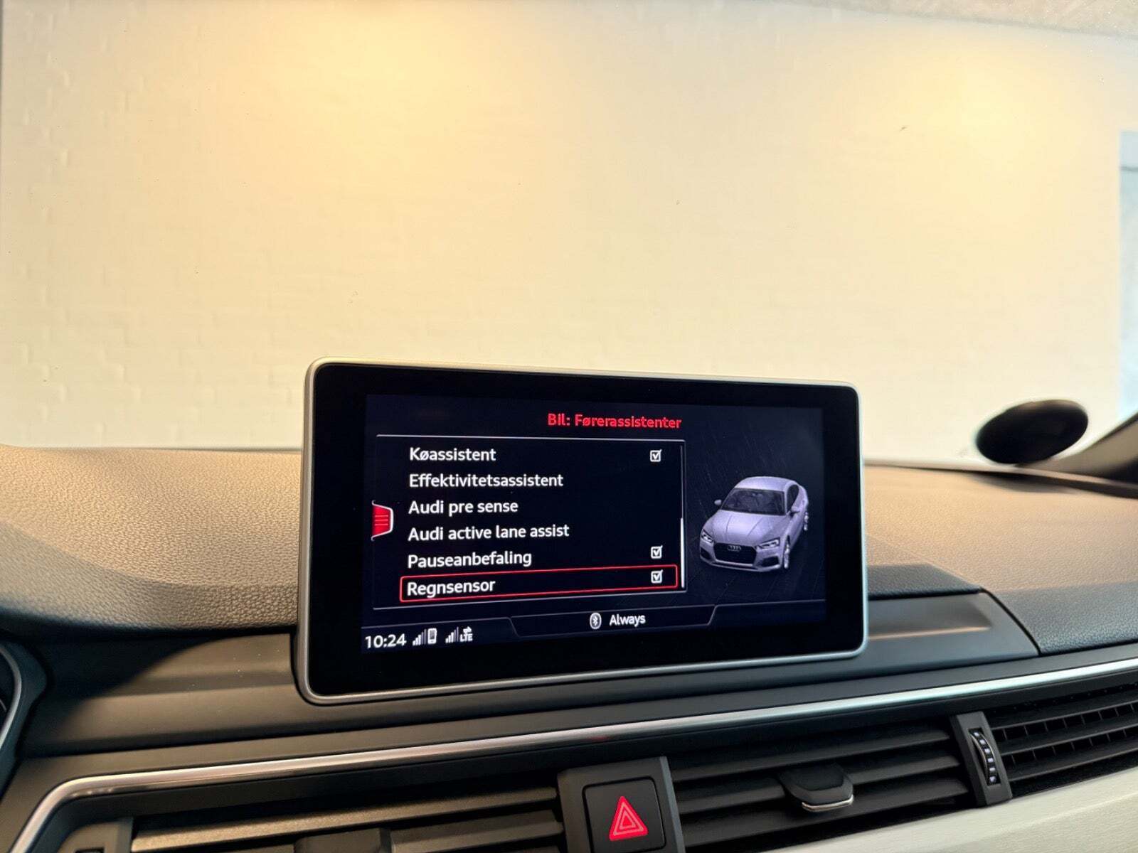 Grå Audi A5 fra 2018