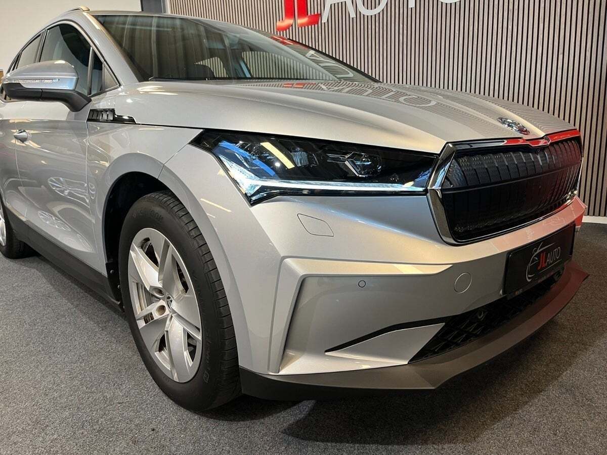 Sølv Skoda Enyaq fra 2021