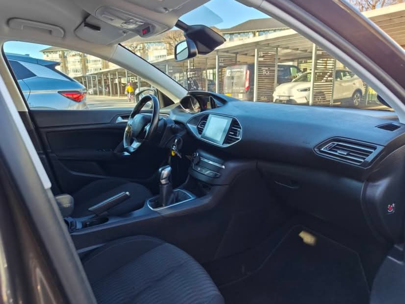 Peugeot 308 1,2 e-THP 110 hk 5D