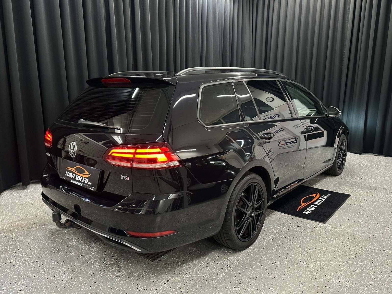 Sort VW Golf VII fra 2017