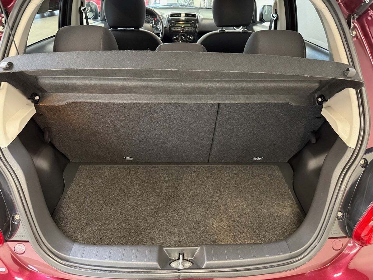 Lilla Mitsubishi Space Star fra 2019